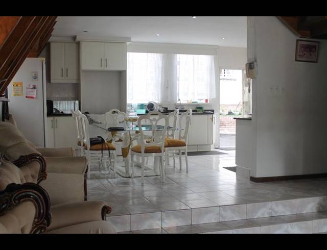 4 BEDROOM HOUSE FOR SALE IN KHARWASTAN